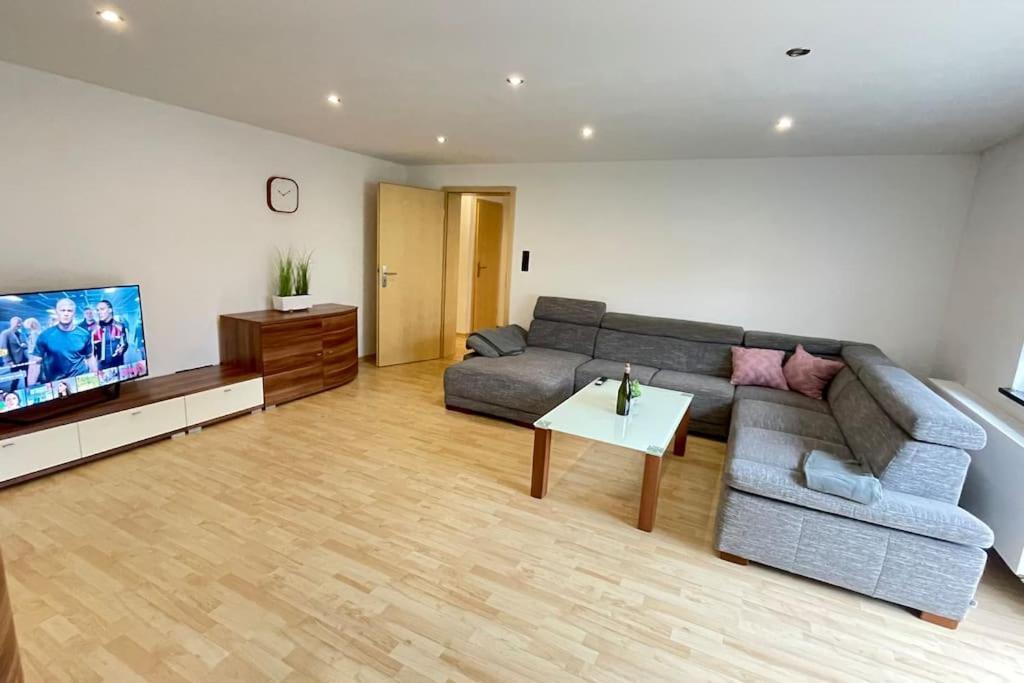 Shine Apartment Schwarzenfeld المظهر الخارجي الصورة