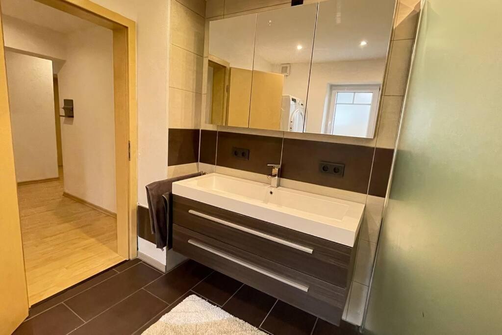 Shine Apartment Schwarzenfeld المظهر الخارجي الصورة